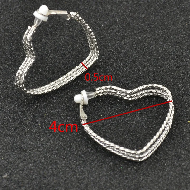 Clip on the ear Without piercing Earrings for women Wholesale Fashion Jewelry Accessories Three heart shape Youth Ladies earings 2