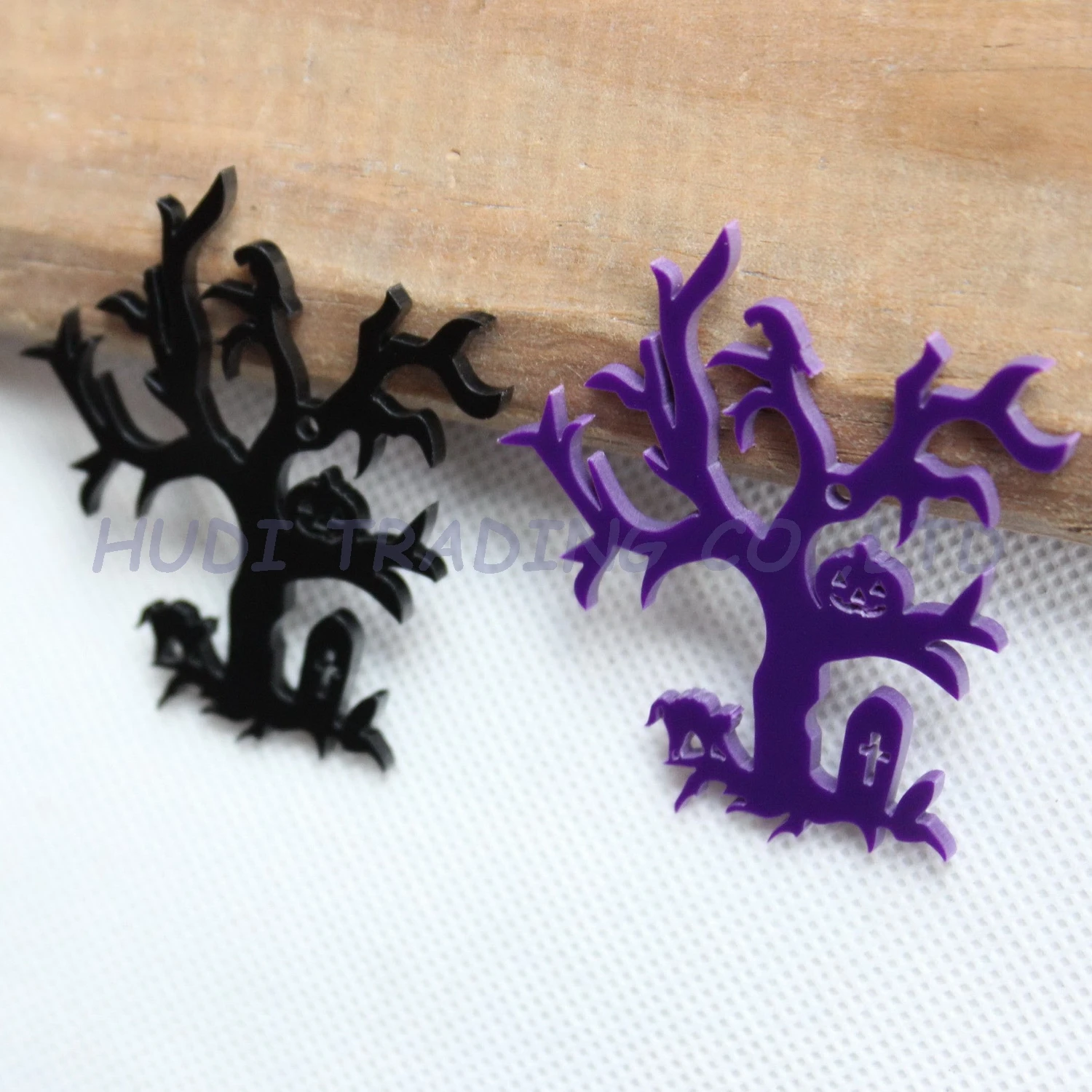 

(8pcs each) 60mm Acrylic Halloween Tree Pendants Cat Bat Ghost Crow Tomb Black Dark Purple Laser 2.4"-AC1431B