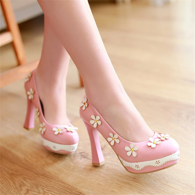 Каблуки для детей. Детские каблуки. Детские каблуки. Детские туфли на высоком каблуке. Туфли на шпильке.