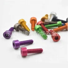 Parafuso de tomada hexagonal de alumínio, parafuso anodizado colorido de alumínio para soquete din912 m3 * 6/8/10/12 com 10 peças