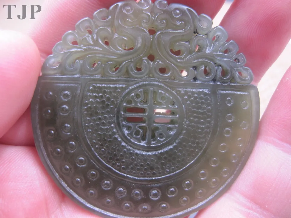 Женский кулон из натурального нефрита с выемкой дракона Китай сертификатом love's