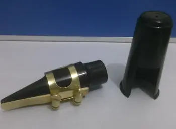 

The soprano saxophone with the whistle of black plastic wind instrument accessories