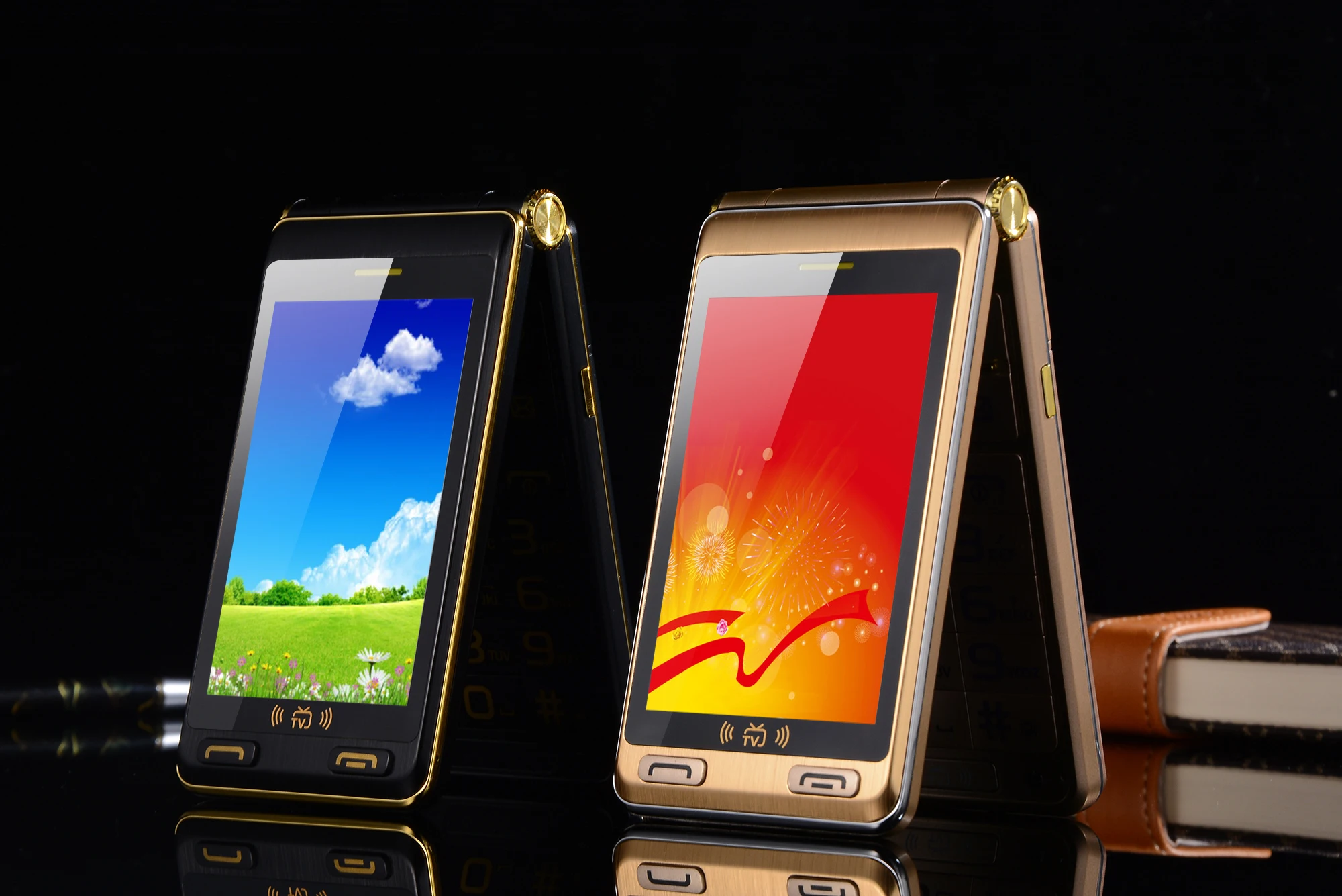 раскладушка с большим экраном и кнопками