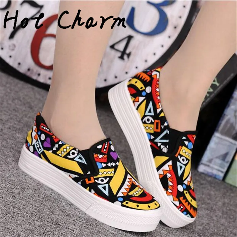 Good quality Women canvas shoes 2016 Summer colorful Women Shoes Flats