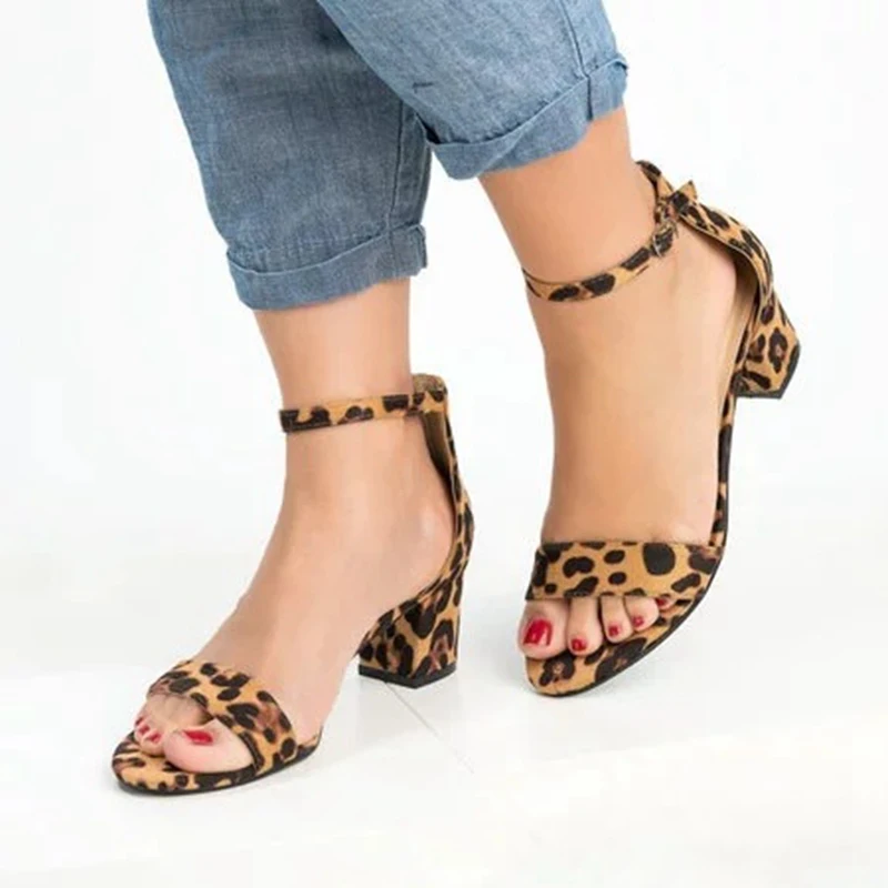 

Buckle Women Sandals 2019 New Female High Heel Sandals Thick With Shallow Mouth Fish Mouth Casual Shoes Plus Large Size 34-43