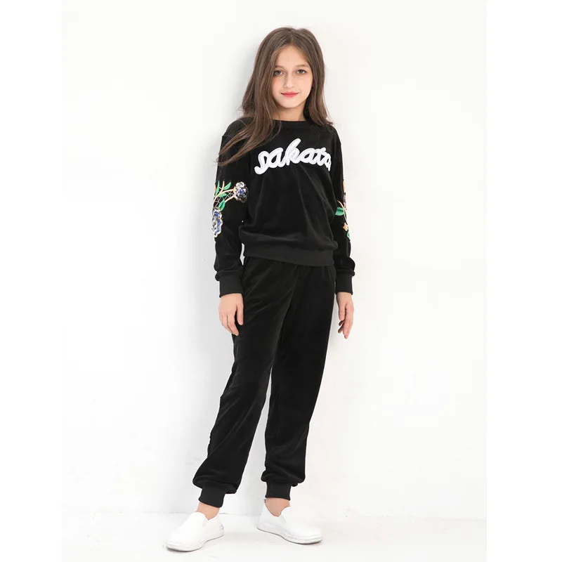 

Girl's suit for Kid Flower embroidery sweaterTwo-piece European Style Black Sportswear Children clothing for 6T 8T 10T 12T 14T