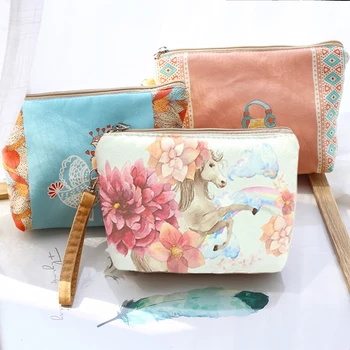 

Girl Women Coin Purse Literary Cartoon HandBag Canvas cosmetic bag Printing Clutch
