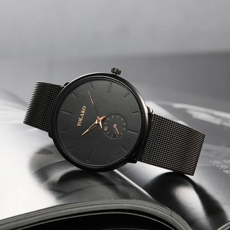 

Fashion Men's Business Wild Men's Watch Hot Quartz Watch Gift Table High-Grade 2 Eye 3 Needle Watches