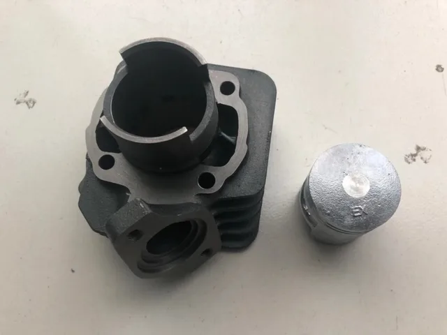 Kit de cilindro de juego completo con Anillos de pistón, para patinete, Honda TACT, 50CC, motor de 2 tiempos, QJ, DJ1, Keeway, motocicleta, suzuki, atv Kit de cilindro de juego completo con Anillos de pistón, para patinete, Honda TACT, 50CC, motor de 2 tiempos, QJ, DJ1, Keeway, motocicleta, suzuki, atv