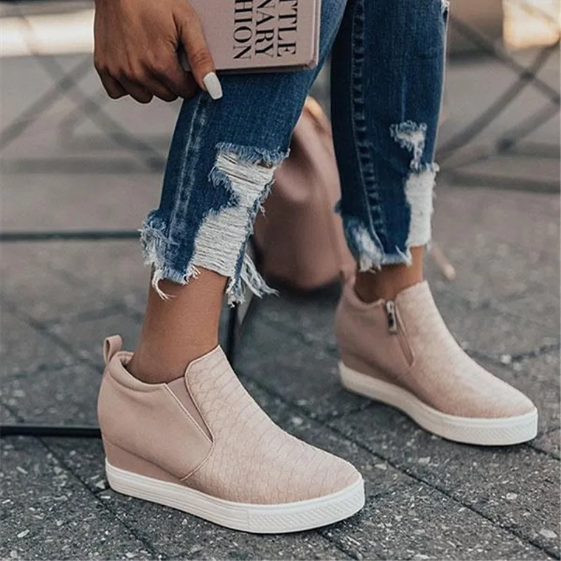 

New Flat Heel Shoes Inner Heel Height Increasing Leather Sneakers Slip On Women Casual Cozy Flats Shoes Plus Size 35-43 XWC1557
