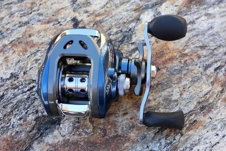 Bait Casting Reel High Speed 6.31 Saltwater Fishing Reel Light Weight LeftRight BlackBlue Aluminium Alloy Jigging Reel (2)
