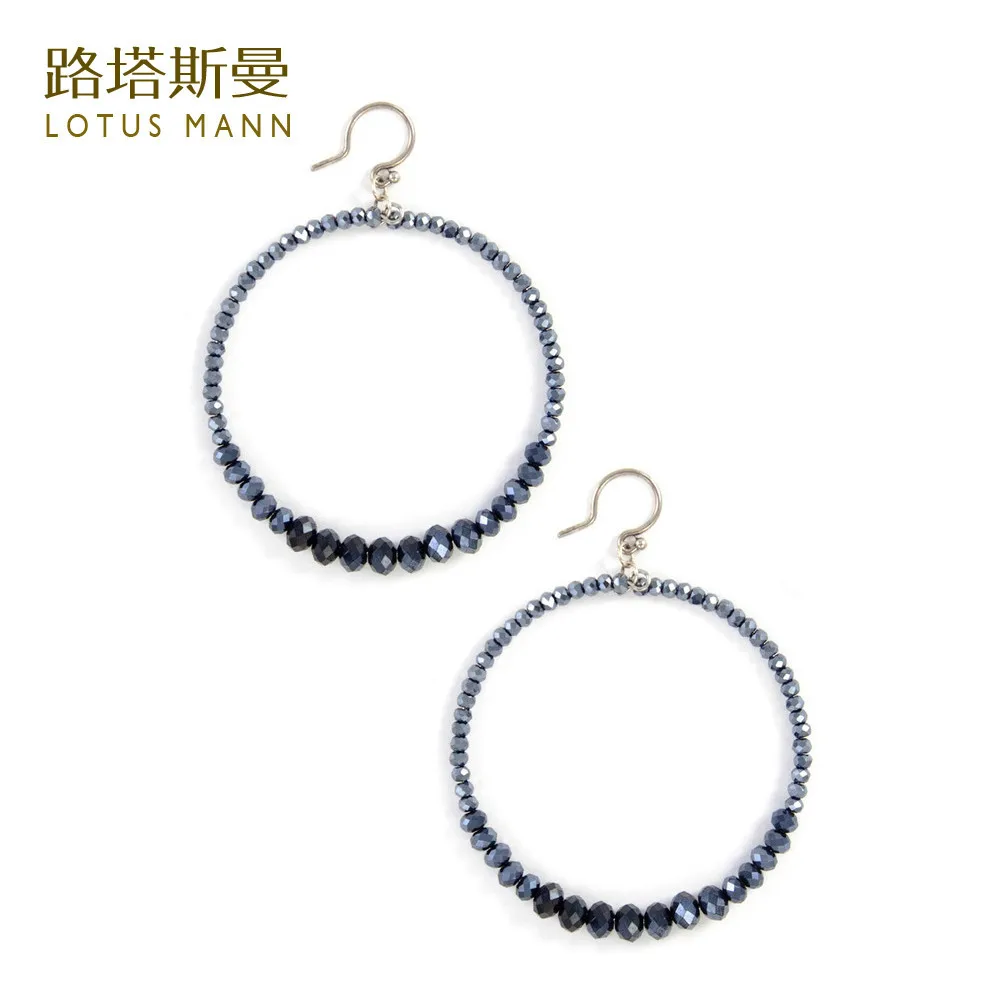 

Lotus Mann Blue crystal rings sterling silver ear hook earrings
