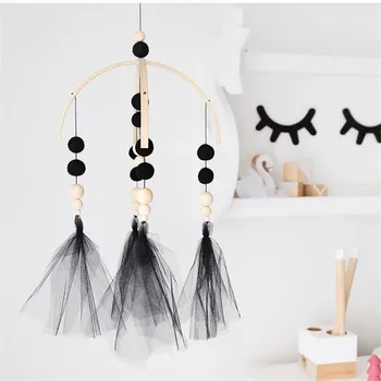 

New Nursery Wooden Beads&Lace Baby Girl Mobile Decor Hanging Hanger Art Mobile Baby Chandelier Photography Props Newborn Gift