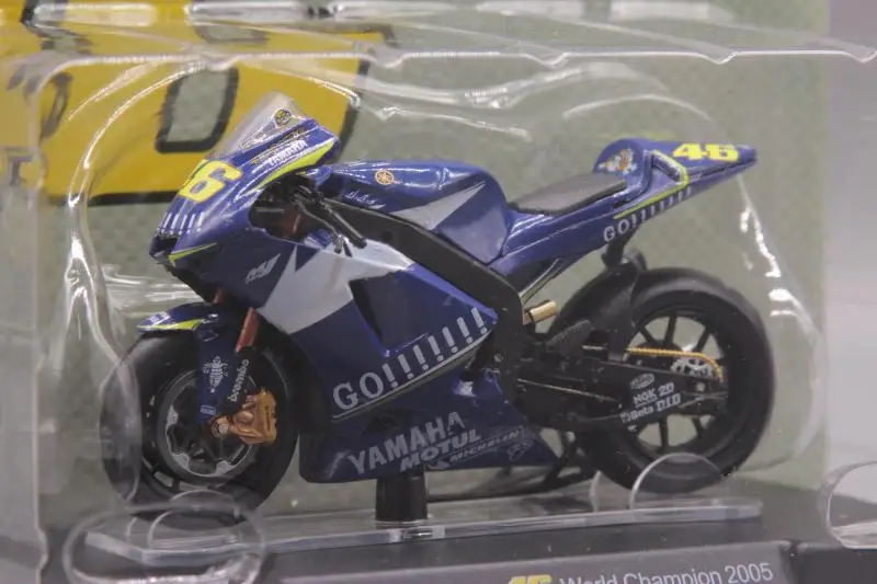 Leo 1:18 Yamaha YZR-M1 2005 мотоцикл Rossi сплав модель автомобиля литье под давлением металлические игрушки подарок на день рождения для детей мальчиков