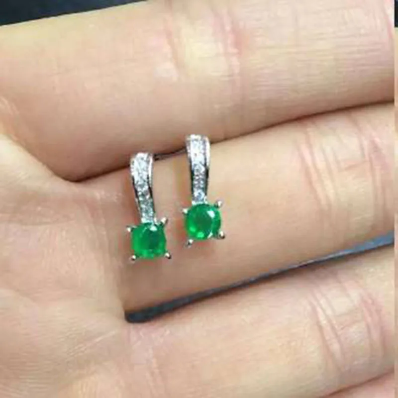 

2017 Real Qi Xuan_Fashion Jewelry_Colombia Green Stone Elegant Drop Earrings_S925 Solid Silver Earrings_Factory Directly Sales