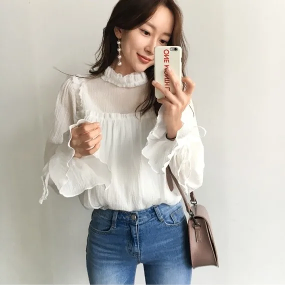 Achat 2017 Automne Femmes Chemises Flare Manches Élégant Noir Champignon Et Fold Chemisier Blanc 8001