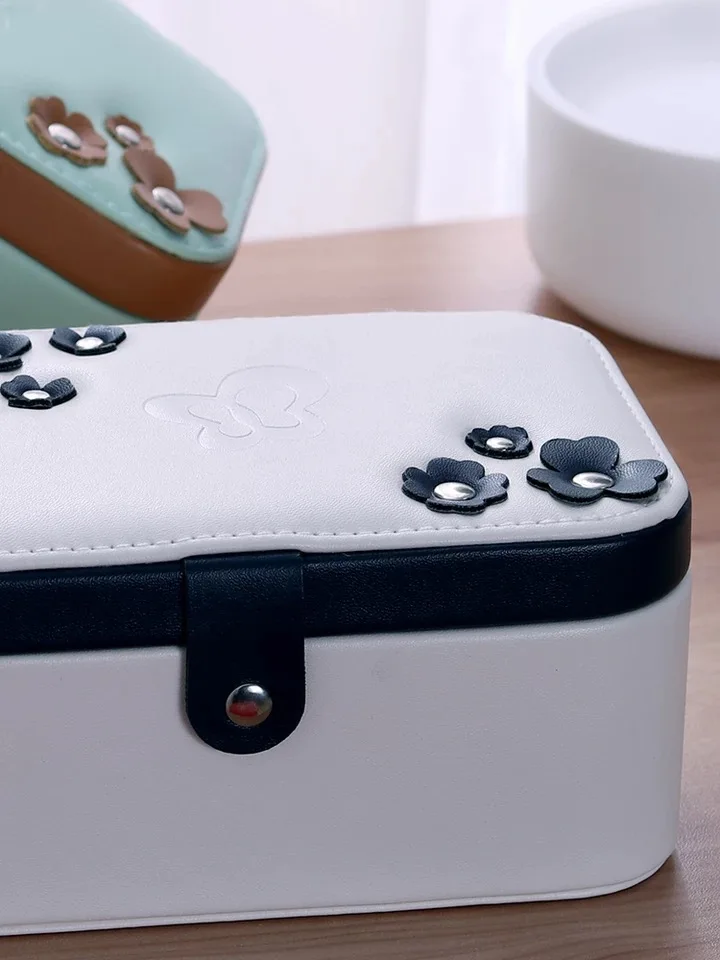 Best Selling Fashion Leather Jewelry Box Simple layout 2 Layers Makeup Organizer Earrings Ring Necklace Storage Box