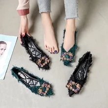 Корейские Роскошные Эспадрильи с металлическими квадратными кристаллами; женская обувь для вождения с острым носком на мягкой подошве; женские мокасины с кисточками и перьями на плоской подошве