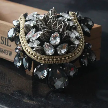 

Handmade epaulette jewelery bead big shoulder brooch epaulette blazer accessories pin patch