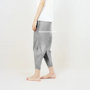 

Fold the sense of three-dimensional architecture of 9 feet wide leg pants PLEATED PANTS 3D trousers