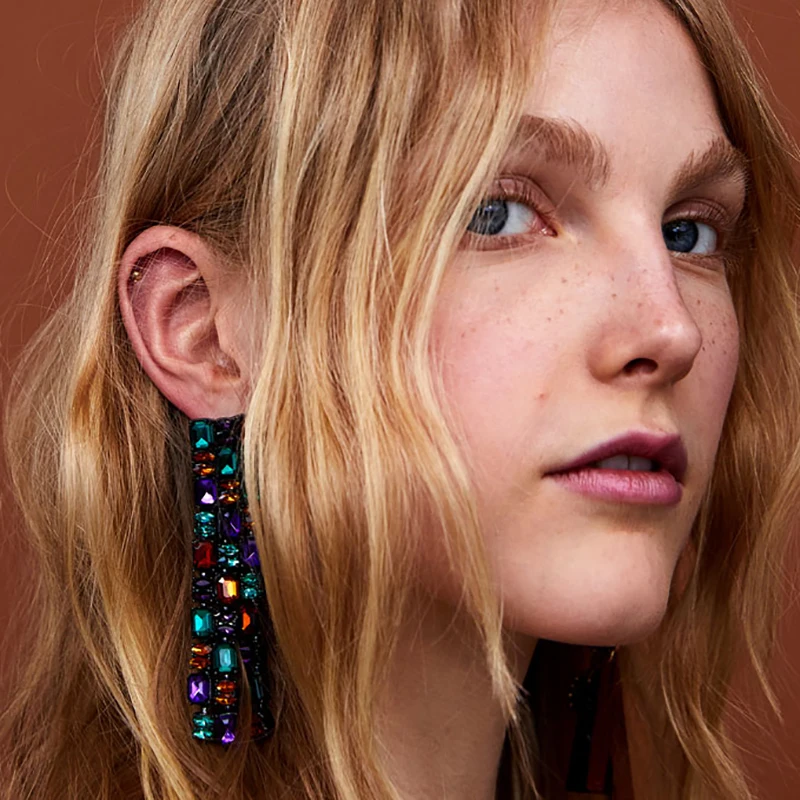 

FASHIONSNOOPS Bohemian Trendy Crystal Tassel Earrings Fashion Fringed Statement Drop Earrings Charm Shiny Jewelry for Women