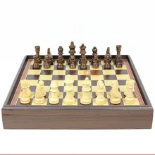 Wooden Chess Natural Wood Green Paint Refined Workmanship Boxed Desktop Grade Wood Gift Portable Chessboard Child Fun Heat Wooden Chess Natural Wood Green Paint Refined Workmanship Boxed Desktop Grade Wood Gift Portable Chessboard Child Fun Heat