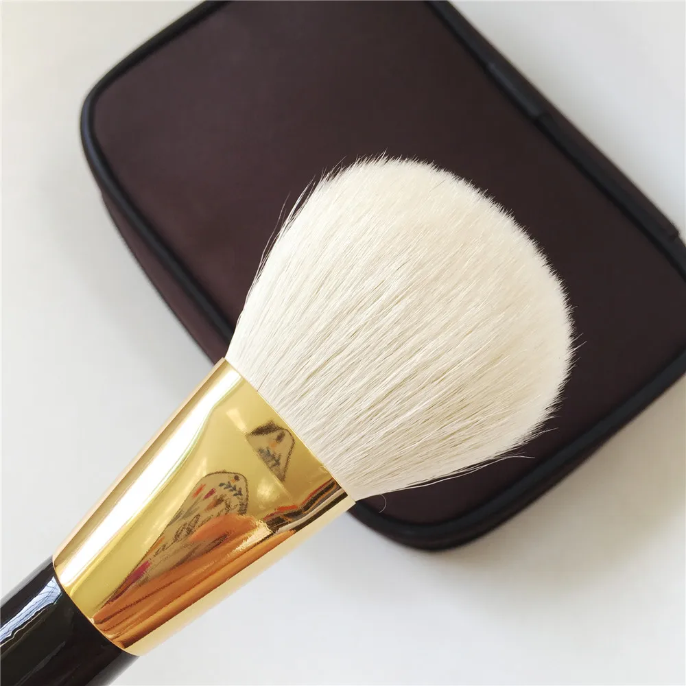 yani TF-SERIES BRONZER BRUSH 05 _ 3
