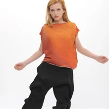 ; модная футболка в складку; футболки с короткими рукавами с градиентом;