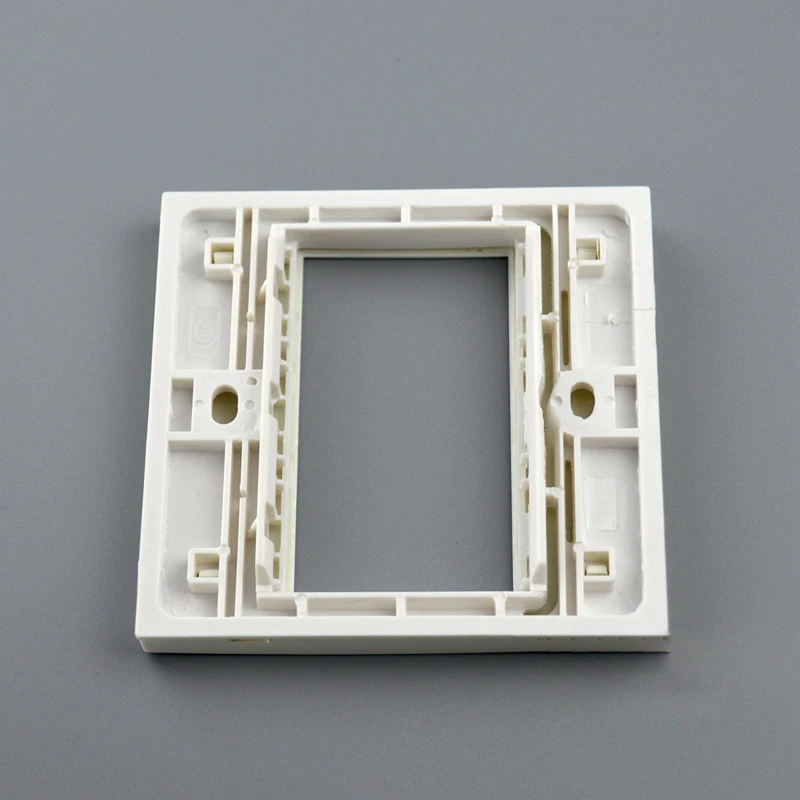 3 Slots Blank Wall Outlet new pic 3