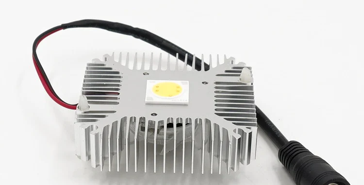 1 компл. Радиатор с вентилятором алюминиевый радиатор Высокое качество 55x55x12 мм экструдированный профиль для светодиодный чип бусины рассеивания тепла ЕС Plug