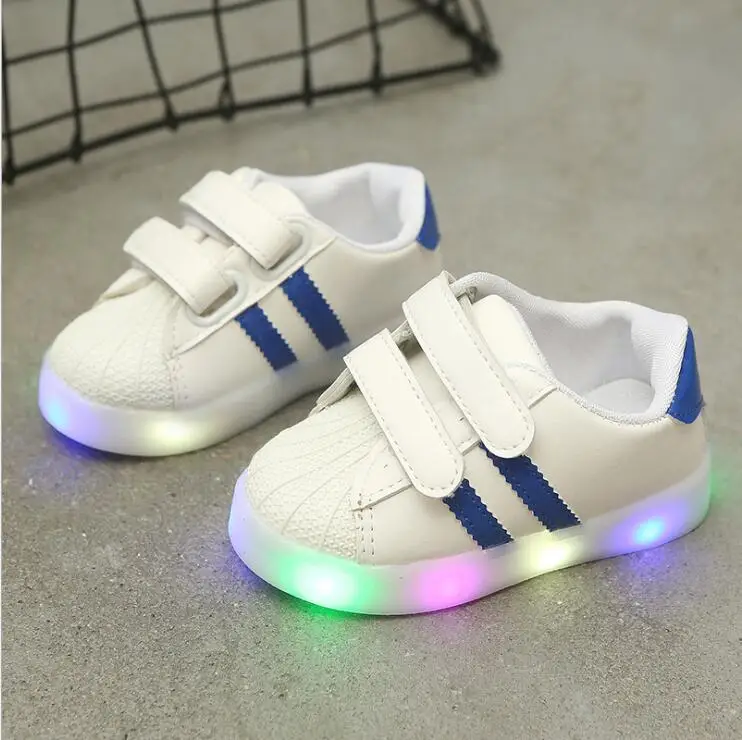 New Spring Children LED Glowing Sneakers for Girls Boys Casual Cute Sport Shoes Luminous Lighting Autumn Toddler Shoes