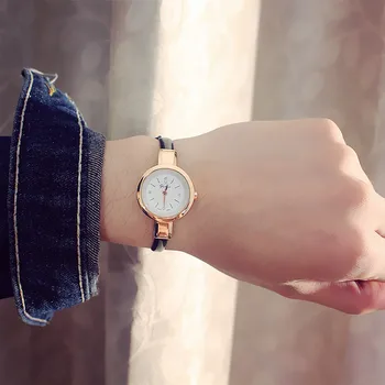 

New Fashion Watch Women Simple Elegant Style Leather Strap Small Sliver Dial Casual Quartz Watch Ladies Popular Clock