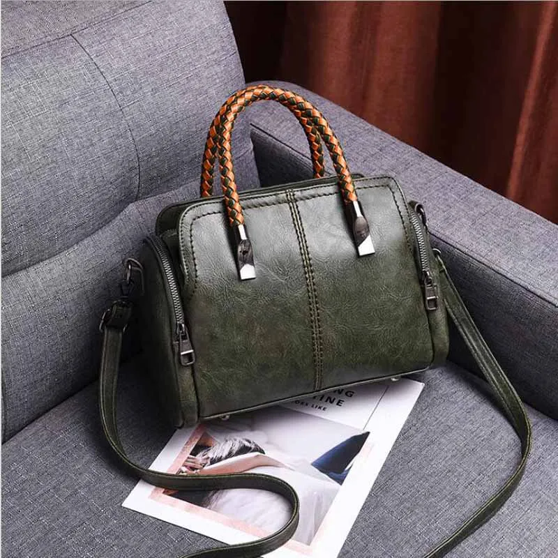 Embroidery Handbag Women Evening Bags Patent Leather Shoulder Bag Female Crossbody Bag Floral Handbag Casual Tote Bags