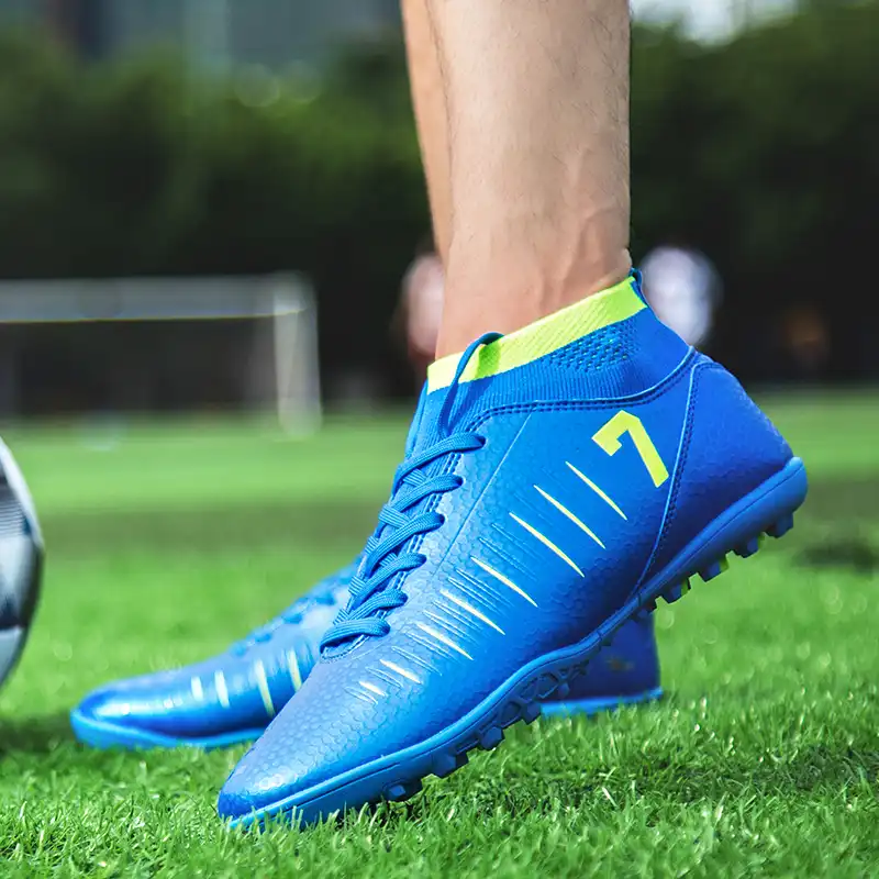 boys soccer cleats size 7