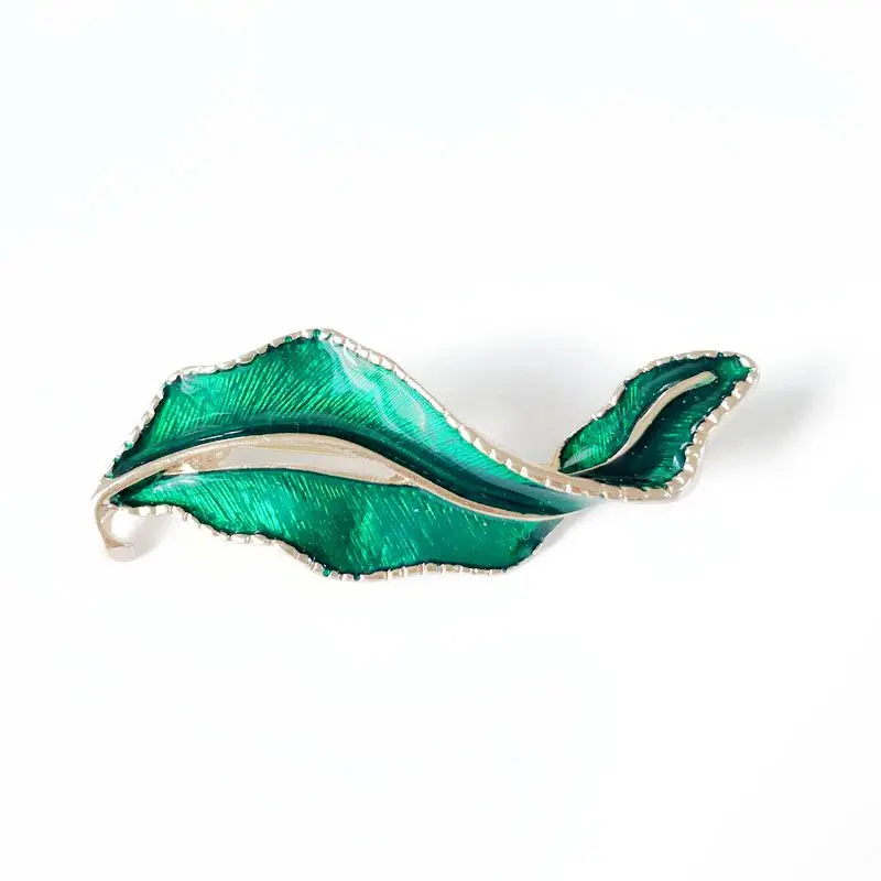 

Free Shipping Green Leaf Enamel Distorted Alloy Sweet Cute Brooches