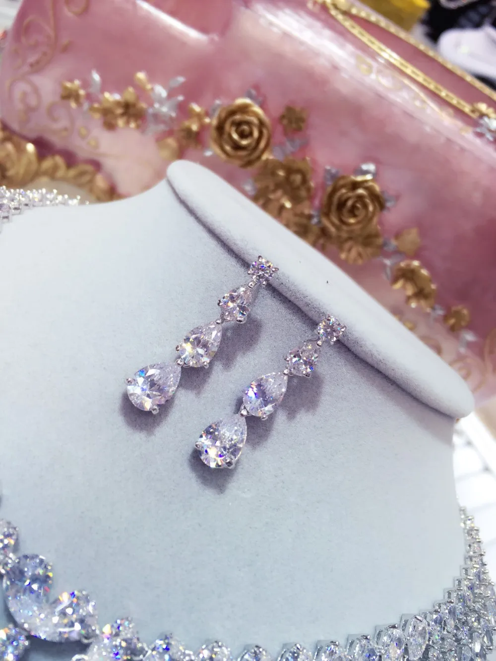 Новейший роскошный блестящий кубический циркон серьги ожерелье вечерние Ювелирные наборы Свадебные для женщин N-230