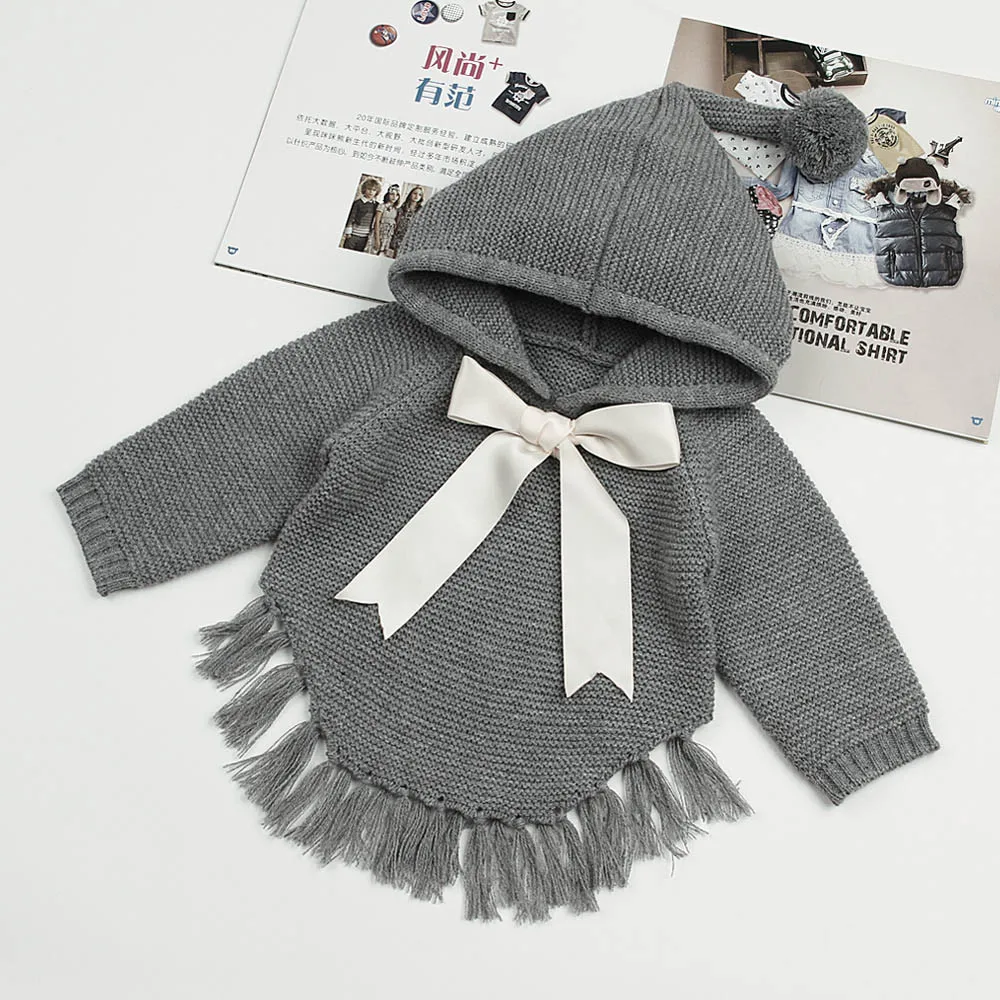 Детский свитер для девочек; Детский кардиган с кисточками; вязаная одежда для малышей; осенние свитера для маленьких девочек с капюшоном; пуловер для малышей