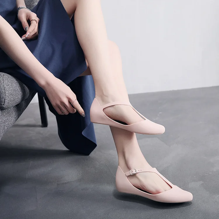 10559359774_1154563965