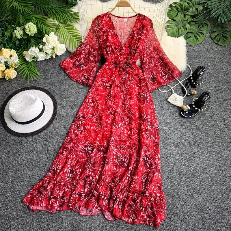 

2019 Summer Women Print Chiffon Dress Maldives Beach Dress V-neck Sexy Maxi Dress Flare Sleeve Ruffled Party Dresses Vestido 805