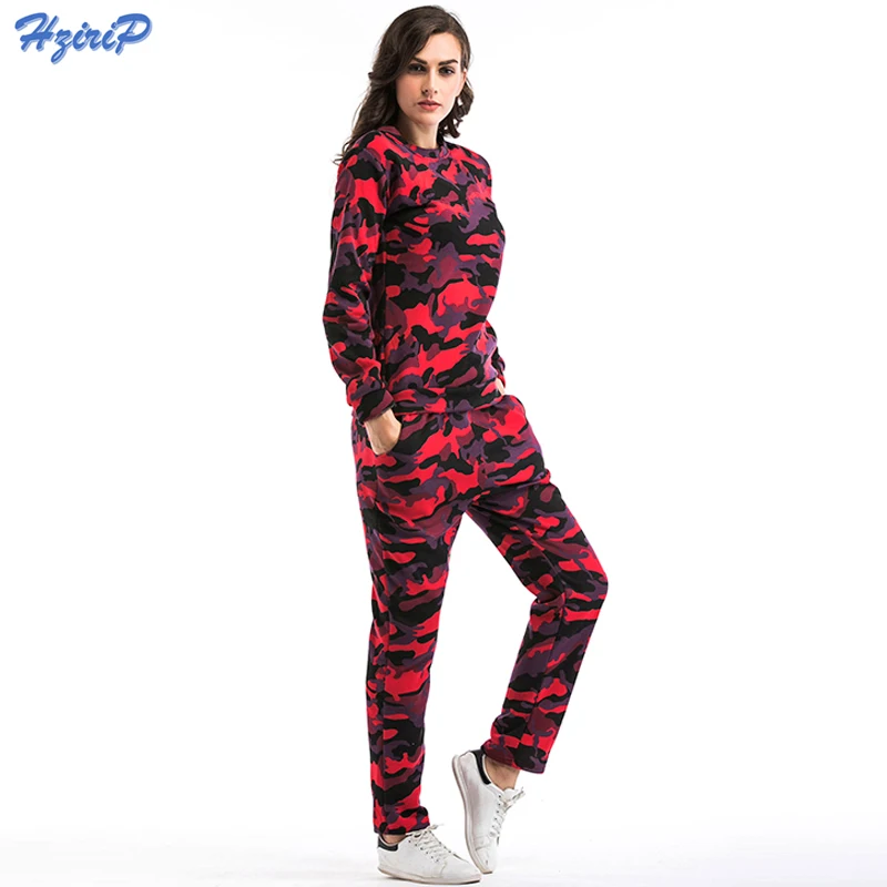sweatshirt with trousers