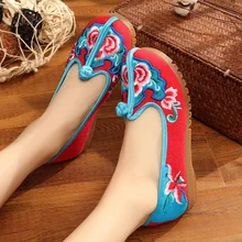 Новинка; модная женская Повседневная Тканевая обувь на плоской подошве в китайском стиле с вышивкой; сезон весна-осень Удобная женская обувь на мягкой подошве; Цвет Size35-41, красный, синий