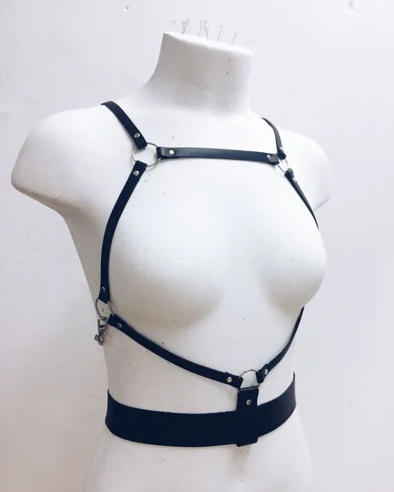 Женщина кожаная портупея body harness ручной жгут натуральная кожа кожаный ремень |