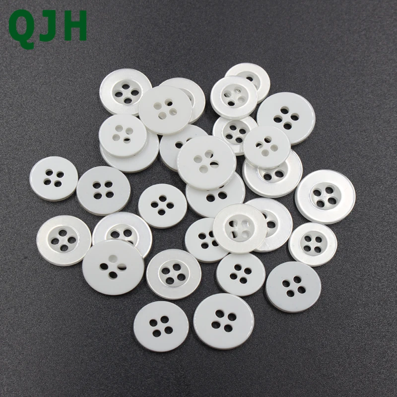 QJH 100pcs White Color 4holes Shirt Buttons 3Size Pearl Wide Side Round Resin Button For Apparel Supplies Sewing Accessories | Дом и сад