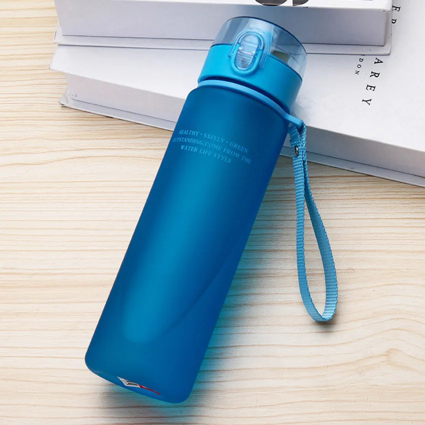 LIYIMENG 400ml 560ml Plastic Water Bottle Flip Top Lid Design BPA Free Leak Proof Portable Outdoor Sports Bottles A3
