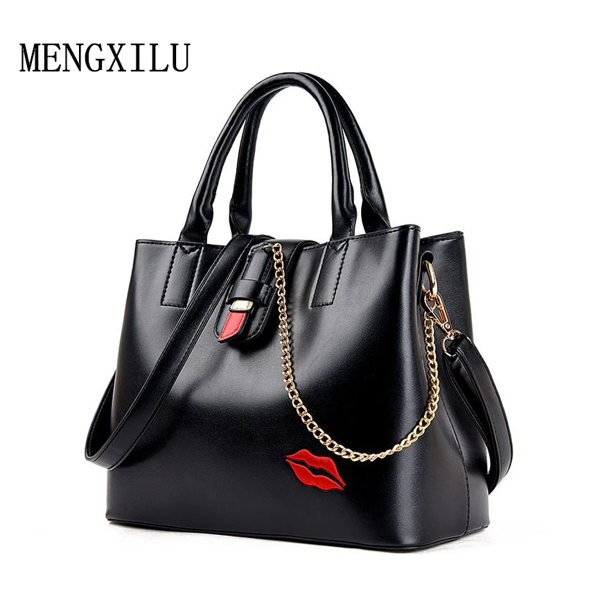 

Fashion Chains Women Hand Bags PU Leather Crossbody Bag High Quality Big Capacity 2017 Messenger Bags Kiss Embroidery Bolsas