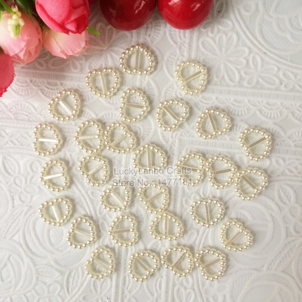 1 BK0102 Heart Pearl buckle ivory