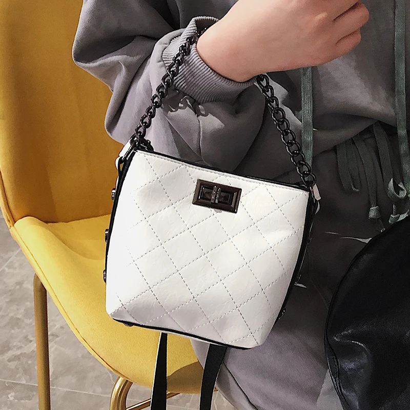 

Fashion women undefined bag 2019 new chic rhombog chain bucket bag ins super-hot single shoulder sloping bag#0080