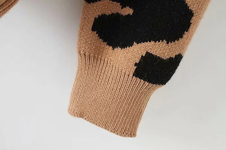 9591502727_618262143