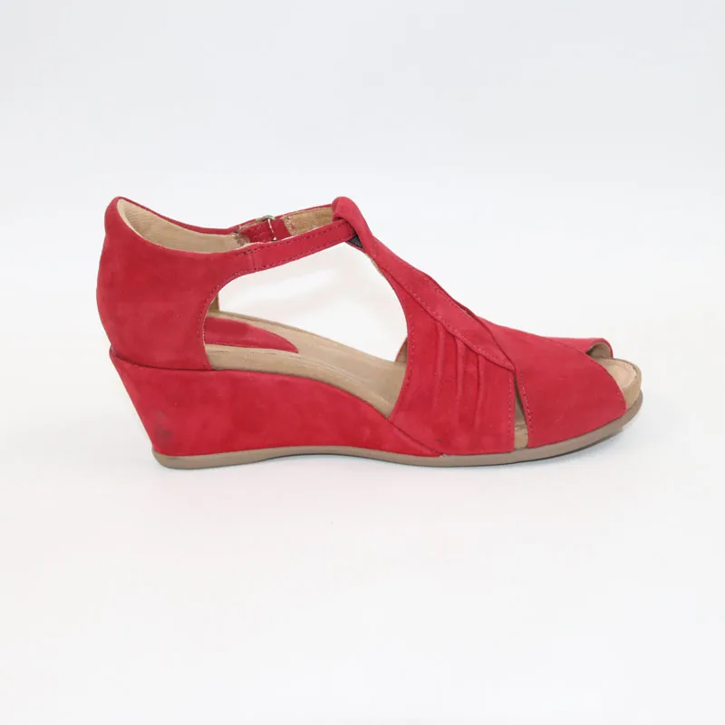 

New cowhide and fashionable comfortable sandals