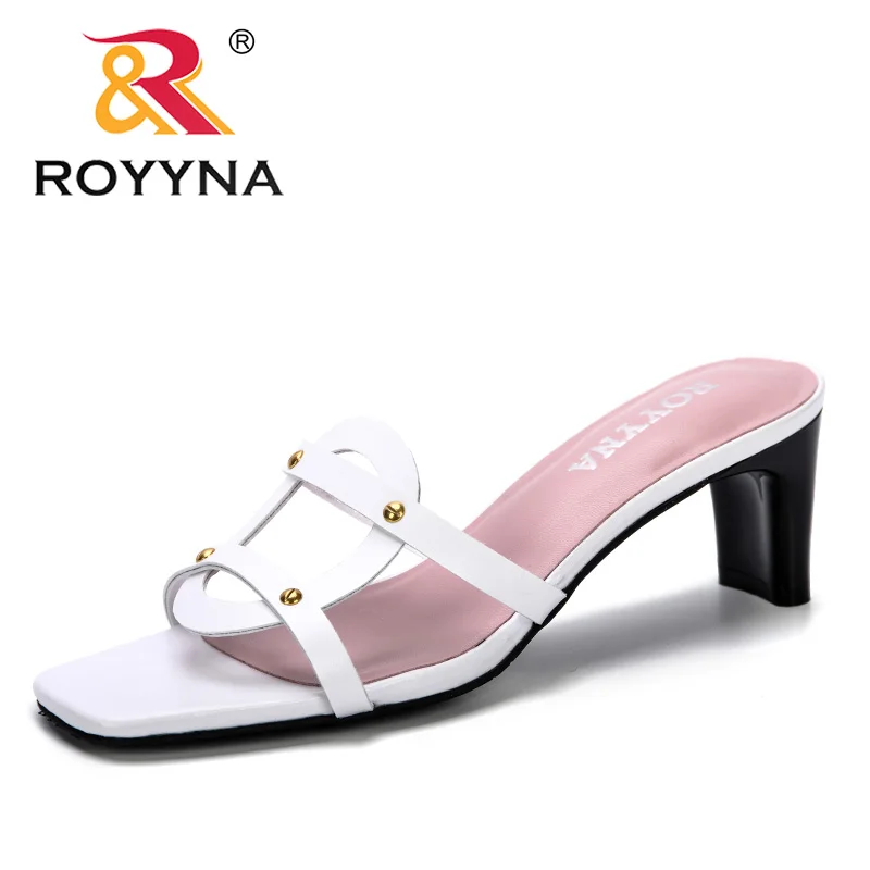 

ROYYNA 2019 Fashion Brand Summer Cross Leather Ladies Slippers Women High Heels Beach Shoes Lazy Casual Slides Feminimo Trendy
